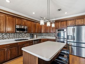 5 Lorien Place, Melville NY 11747