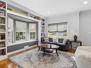 6 Ridge Court, Center Moriches NY 11934