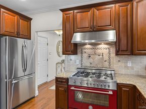 6 Ridge Court, Center Moriches NY 11934