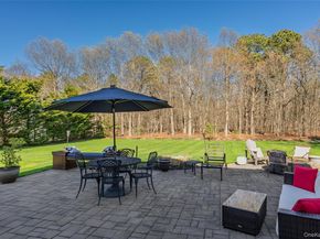 6 Ridge Court, Center Moriches NY 11934