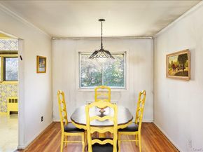 24 Roxbury Avenue, Plainview NY 11803