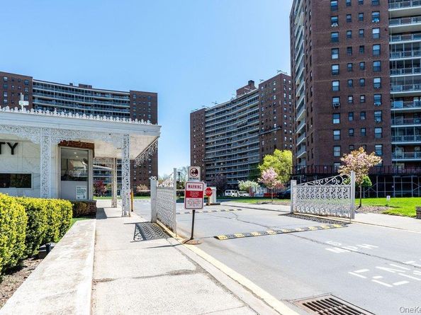 61-45 98th Street 14K, Rego Park NY 11374