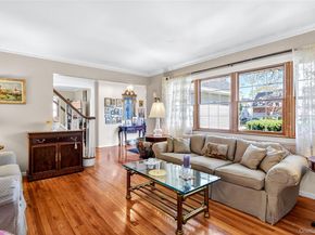46 Mulberry Avenue, Garden City NY 11530