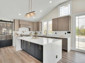 25 Quintree Lane, Melville NY 11747
