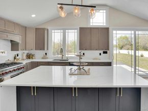 25 Quintree Lane, Melville NY 11747