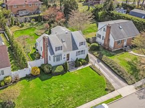 72 Seaman Road, Glen Cove NY 11542