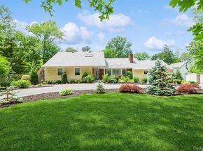 77 Duck Pond Road, Glen Cove NY 11542