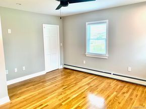 435 Middle Road, Riverhead NY 11901
