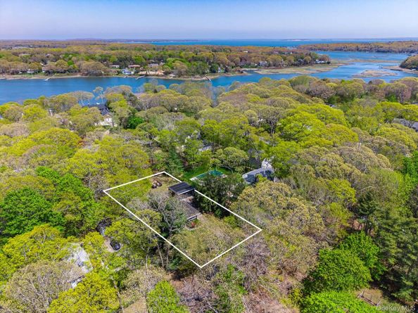 865 Track Avenue, Cutchogue NY 11935