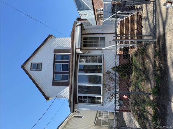 53 Dewitt Street, Valley Stream NY 11580