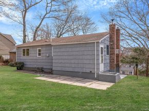 21 Yucca Road, Rocky Point NY 11778