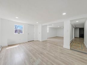 21 Yucca Road, Rocky Point NY 11778