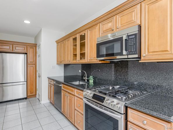 64-84 82nd Place, Middle Village NY 11379