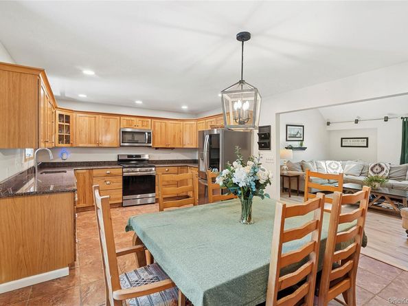 117 Trout Brook Lane, Aquebogue NY 11931