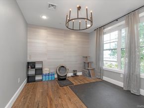214 Marina Pointe Drive 214, East Rockaway NY 11518