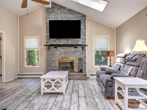 20 Sandpiper Lane, Coram NY 11727