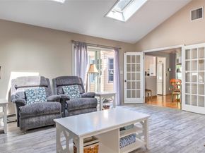 20 Sandpiper Lane, Coram NY 11727