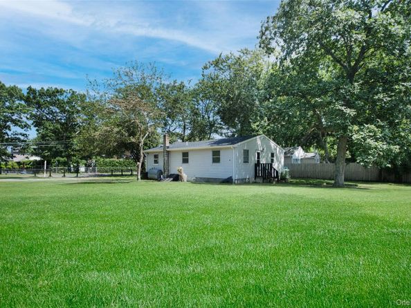 46 Saint George Drive, Shirley NY 11967