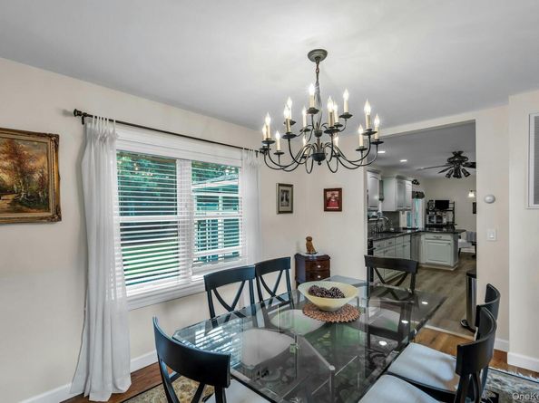 7 Silver Pond Circle, Commack NY 11725