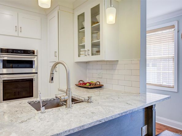 92-24 218 Street, Queens Village NY 11428