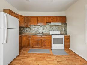 407 N Macquesten Parkway, Mount Vernon NY 10552