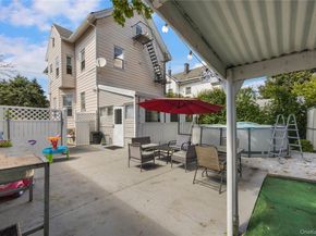 407 N Macquesten Parkway, Mount Vernon NY 10552