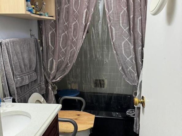 84-01 Main Street 107, Briarwood NY 11435