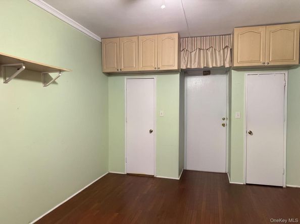 84-01 Main Street 107, Briarwood NY 11435