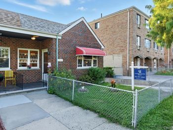 1049 Huntington Avenue