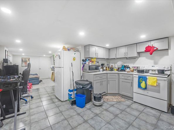 1526 Kennellworth Place, Bronx NY 10465