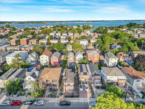 1526 Kennellworth Place, Bronx NY 10465