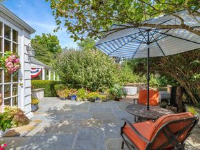 12 W Mall Drive, Huntington NY 11743