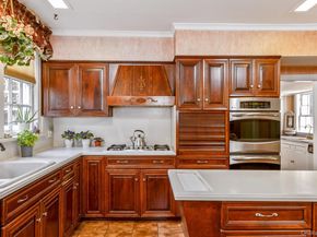 12 W Mall Drive, Huntington NY 11743