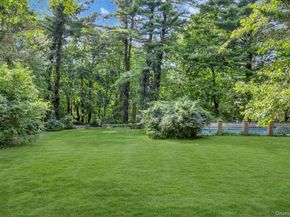 12 W Mall Drive, Huntington NY 11743