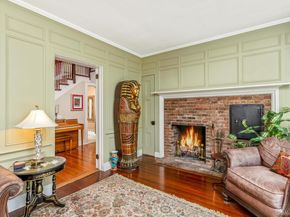 12 W Mall Drive, Huntington NY 11743