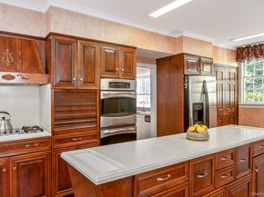 12 W Mall Drive, Huntington NY 11743