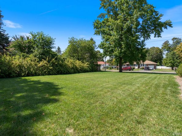 172 Broadway, Greenlawn NY 11740