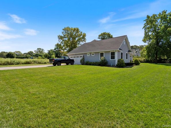 172 Broadway, Greenlawn NY 11740