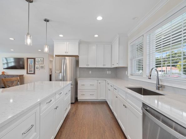 172 Broadway, Greenlawn NY 11740