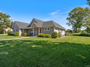 172 Broadway, Greenlawn NY 11740