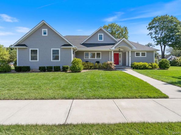 172 Broadway, Greenlawn NY 11740