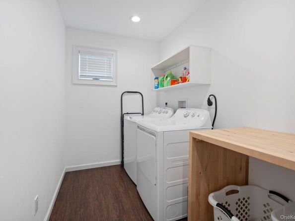 172 Broadway, Greenlawn NY 11740