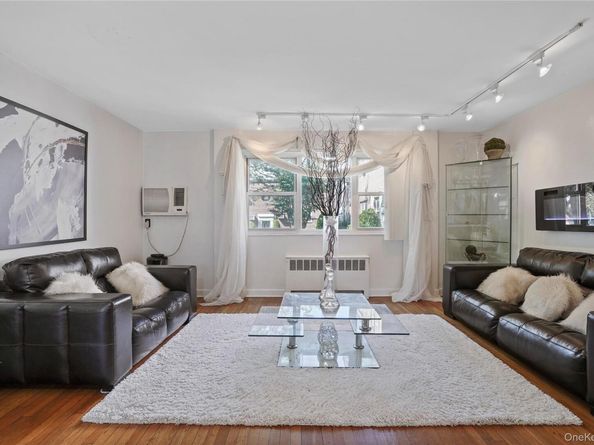 89-29 Shore Parkway 2, Howard Beach NY 11414