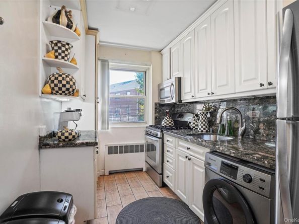 89-29 Shore Parkway 2, Howard Beach NY 11414