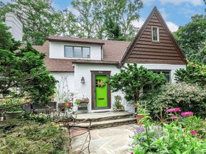 40 Oakland Drive, Port Washington NY 11050