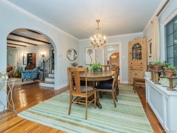 40 Oakland Drive, Port Washington NY 11050