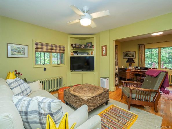 40 Oakland Drive, Port Washington NY 11050