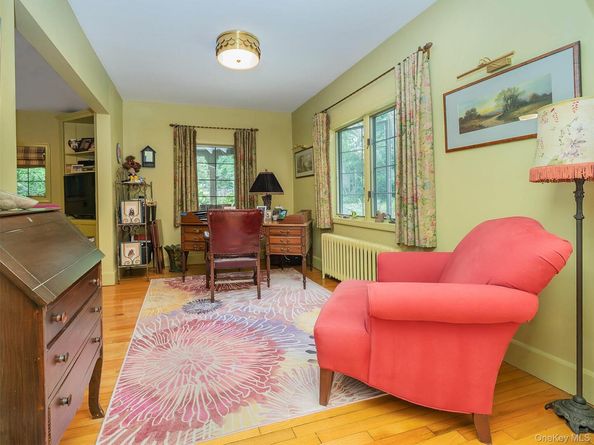 40 Oakland Drive, Port Washington NY 11050