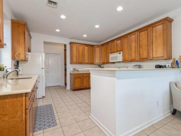 112 Ashley Drive, Westhampton NY 11977