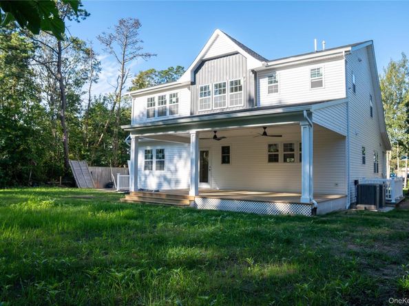 49 the green, Shirley NY 11967